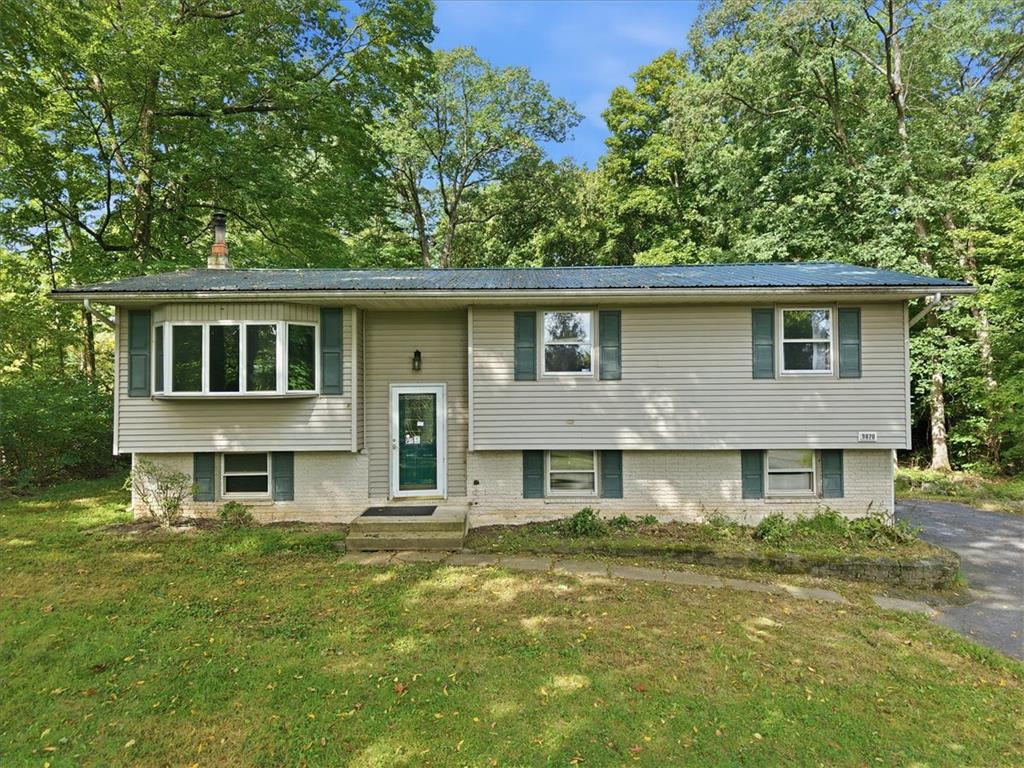 9870 North Delaware Drive Property Photo 1