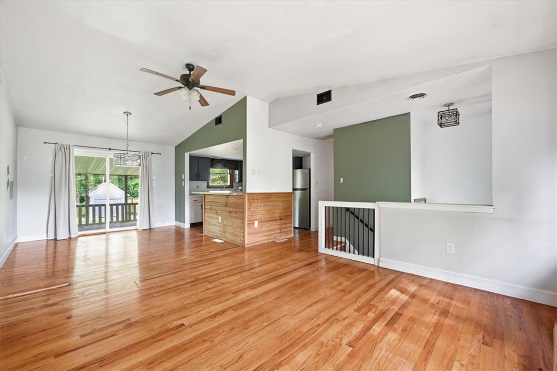 9870 North Delaware Drive Property Photo 11
