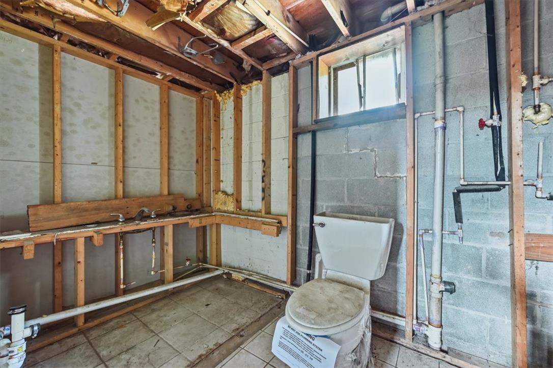 9870 North Delaware Drive Property Photo 32