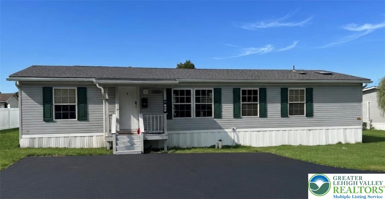 1190 Grange Road Property Photo 1