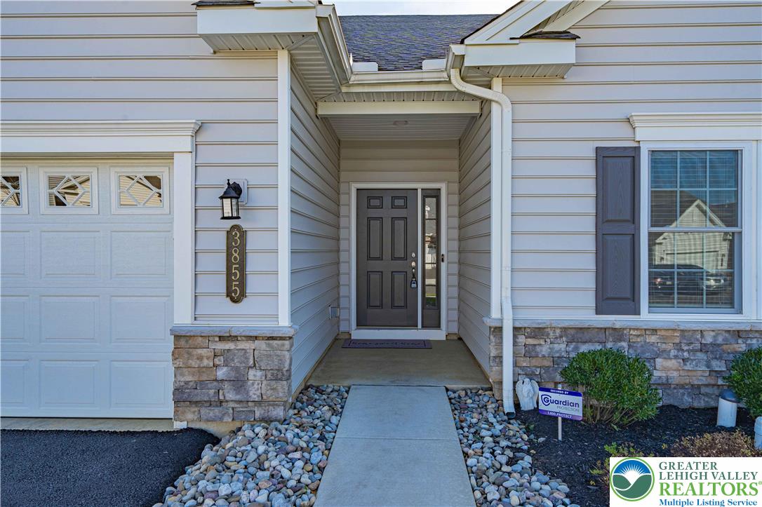 3855 Victors Way Property Photo 2