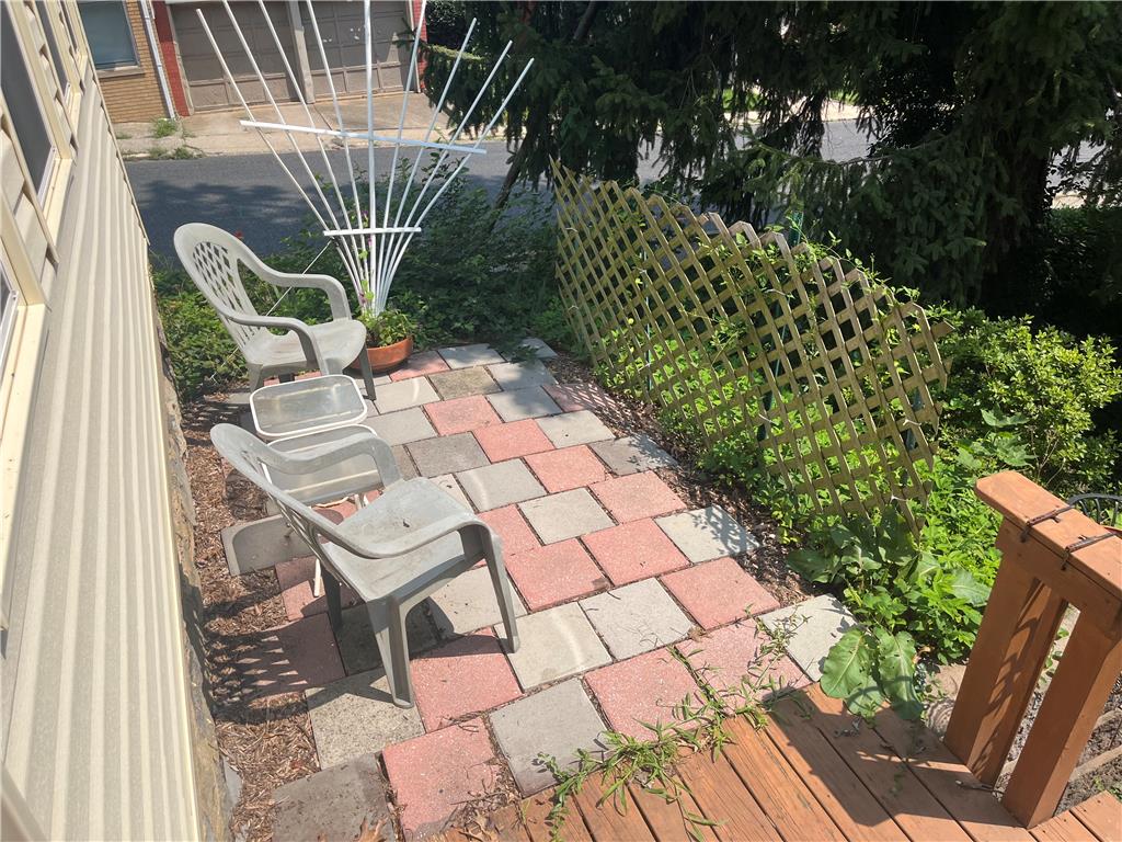 2300 Sycamore Street Property Photo 42