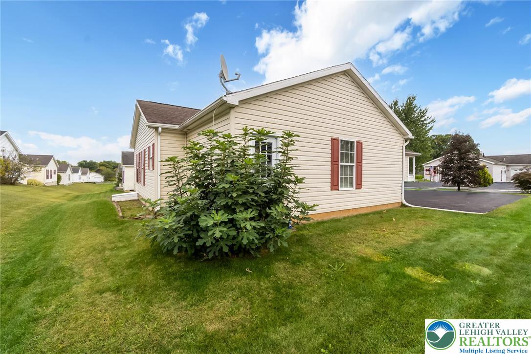 679 Winterthur Way Property Photo 9