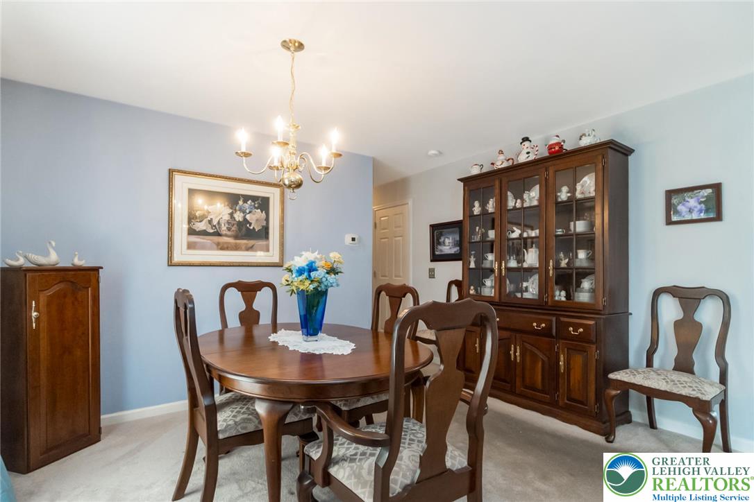 679 Winterthur Way Property Photo 18