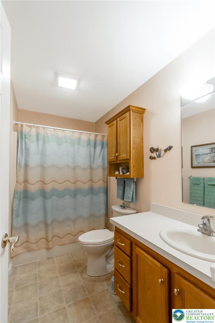679 Winterthur Way Property Photo 32