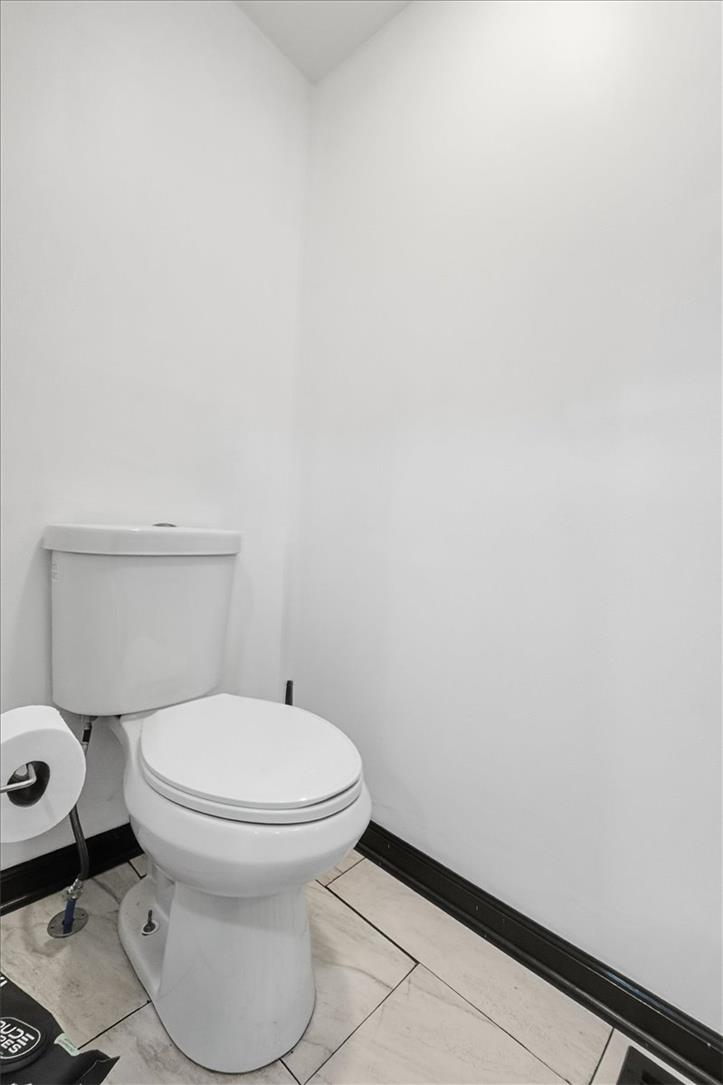 719 Bushkill Street Property Photo 14