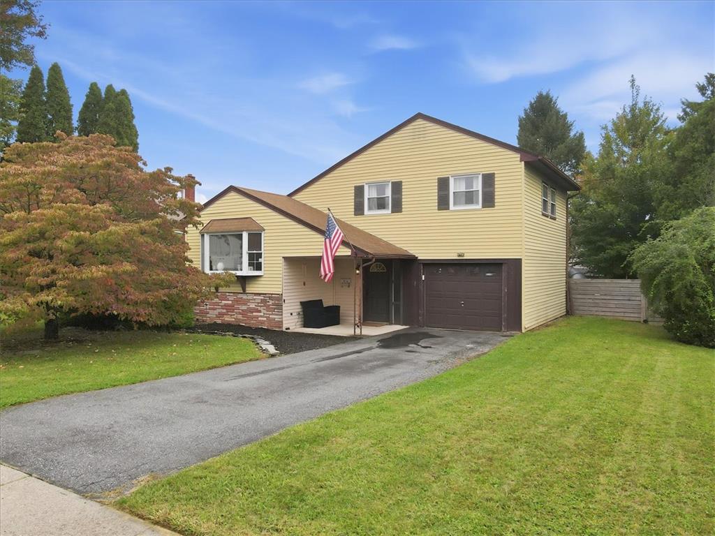 1836 Cloverdale Road Property Photo 1