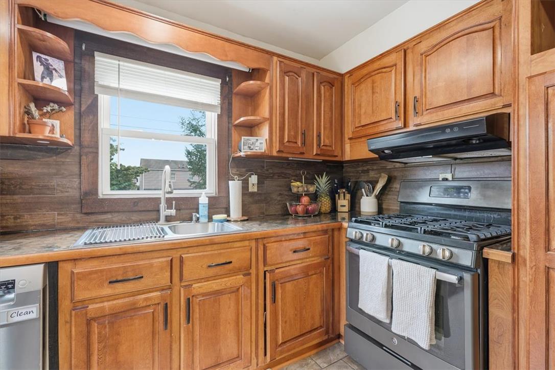 1836 Cloverdale Road Property Photo 14