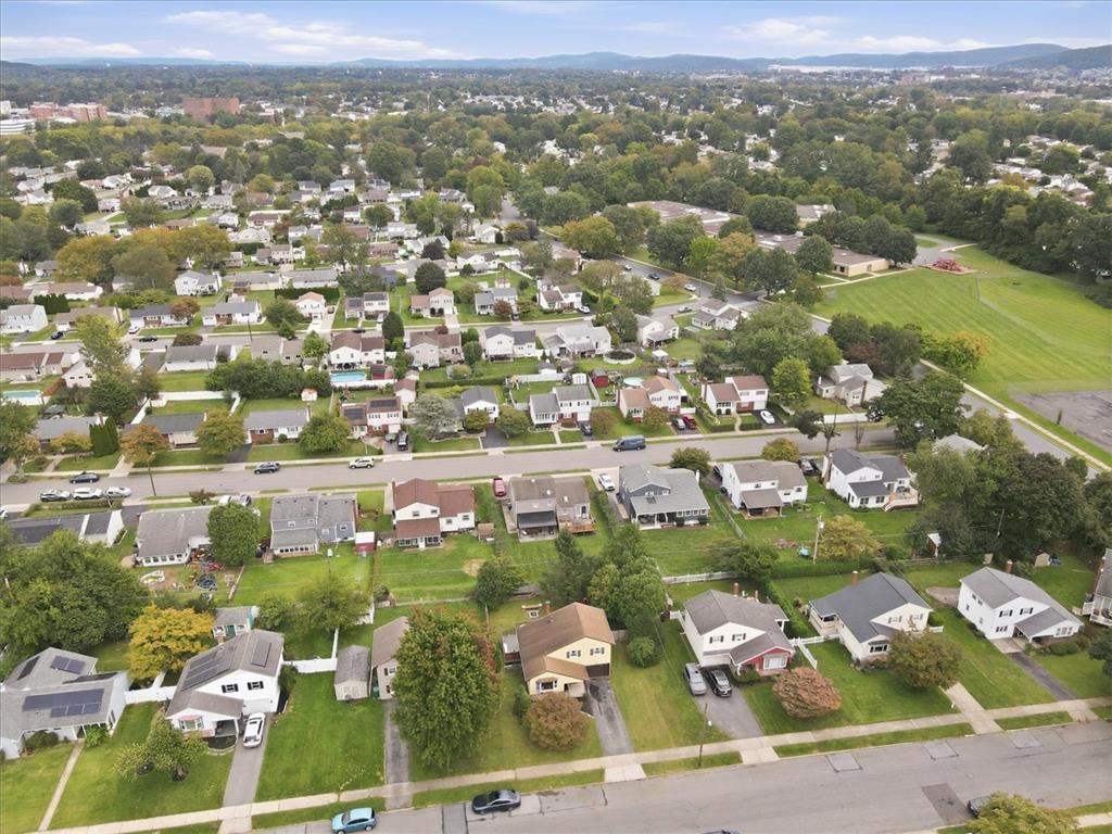 1836 Cloverdale Road Property Photo 40