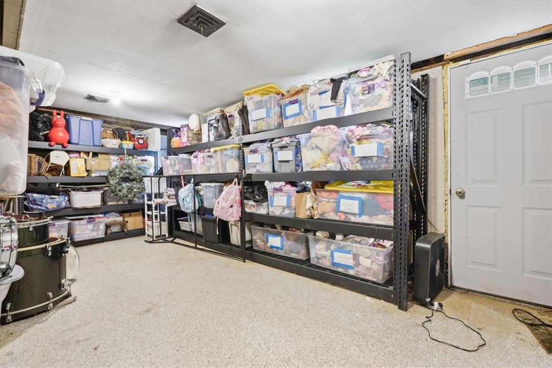 1836 Cloverdale Road Property Photo 43