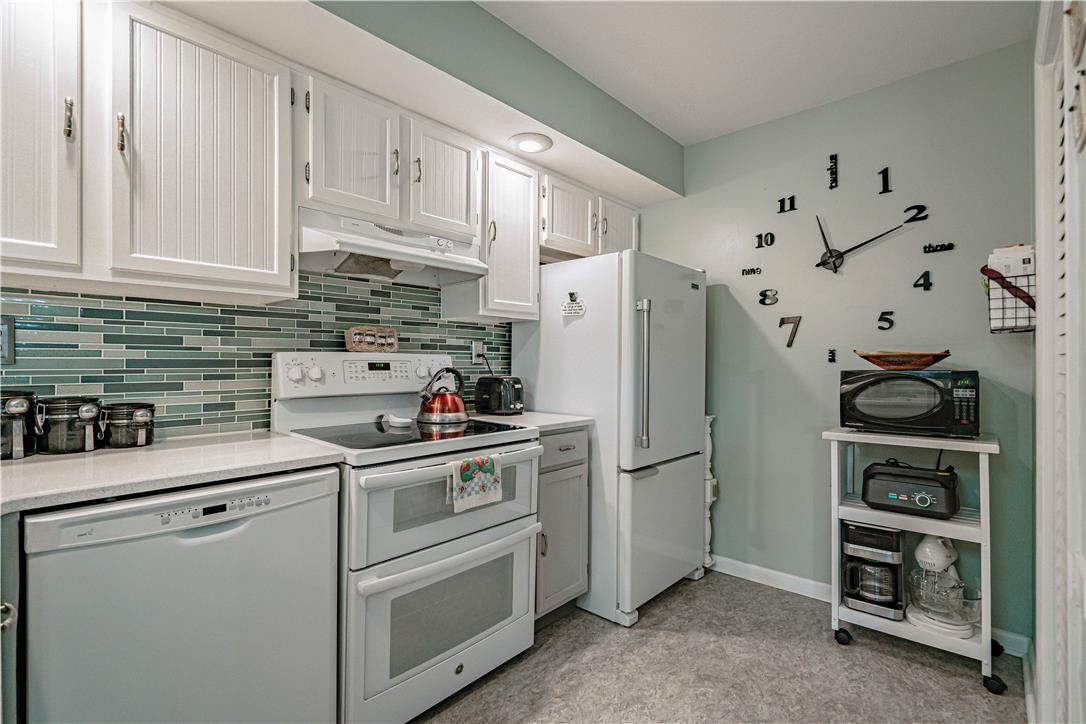 2762 Rolling Green Place Property Photo 15