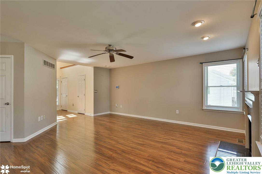 1944 Grigio Place Property Photo 14