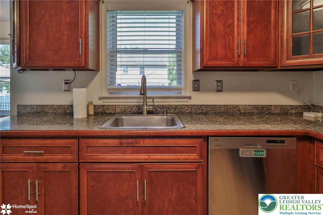 1944 Grigio Place Property Photo 24