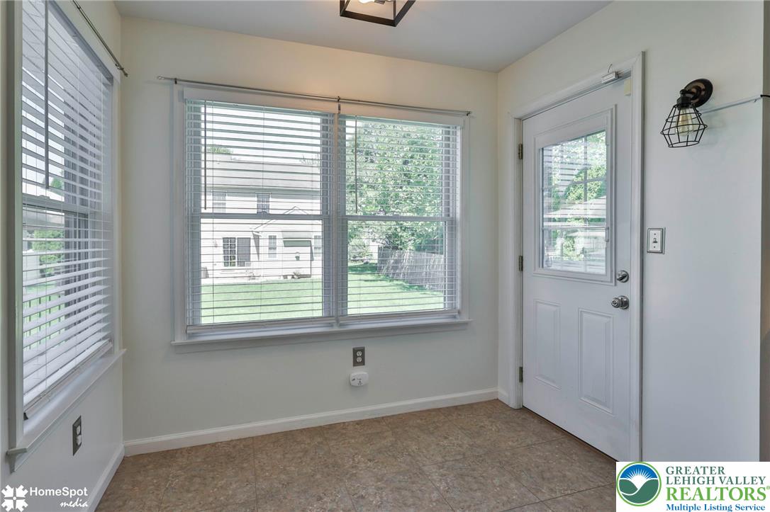 1944 Grigio Place Property Photo 28