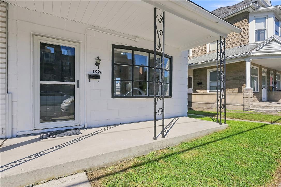 1826 Washington Avenue Property Photo 3