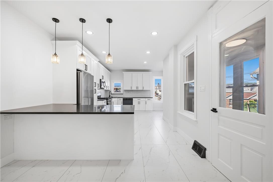 1826 Washington Avenue Property Photo 13