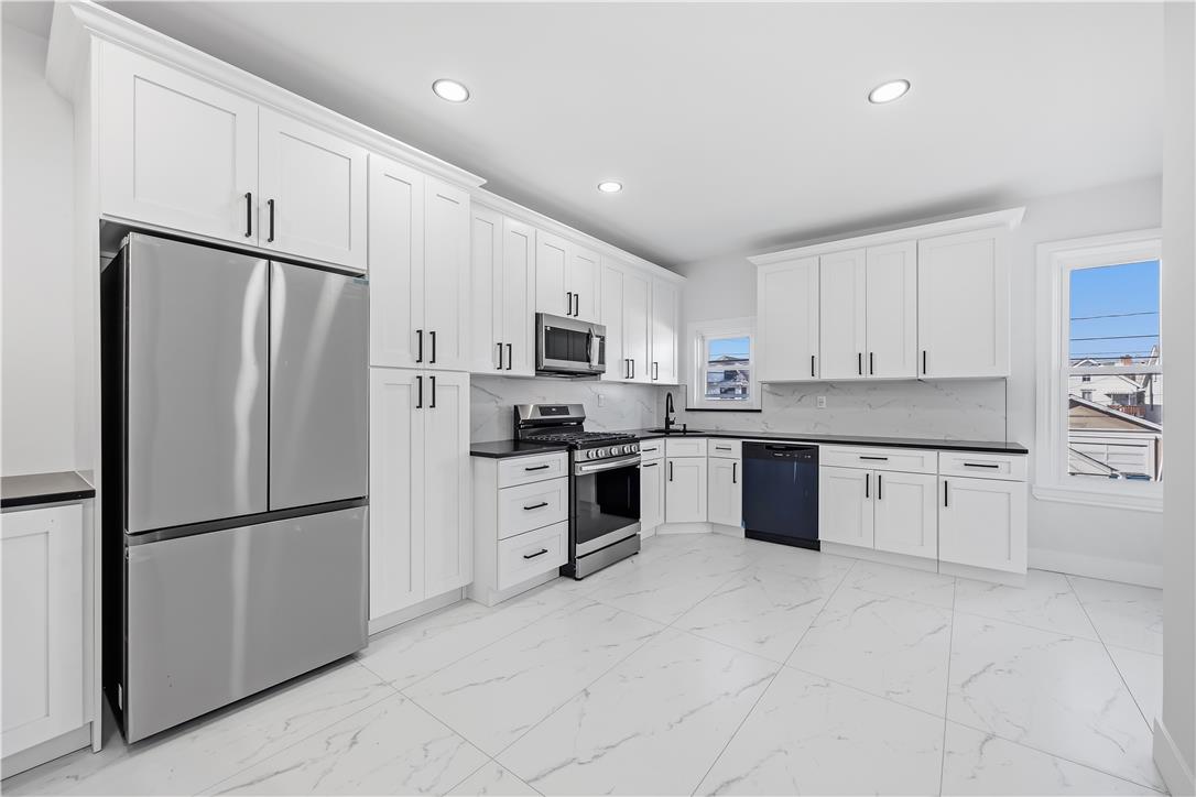 1826 Washington Avenue Property Photo 16