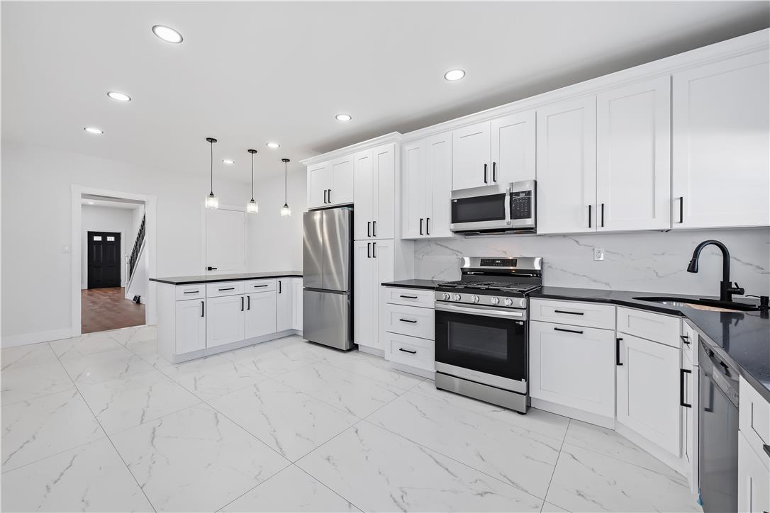 1826 Washington Avenue Property Photo 17