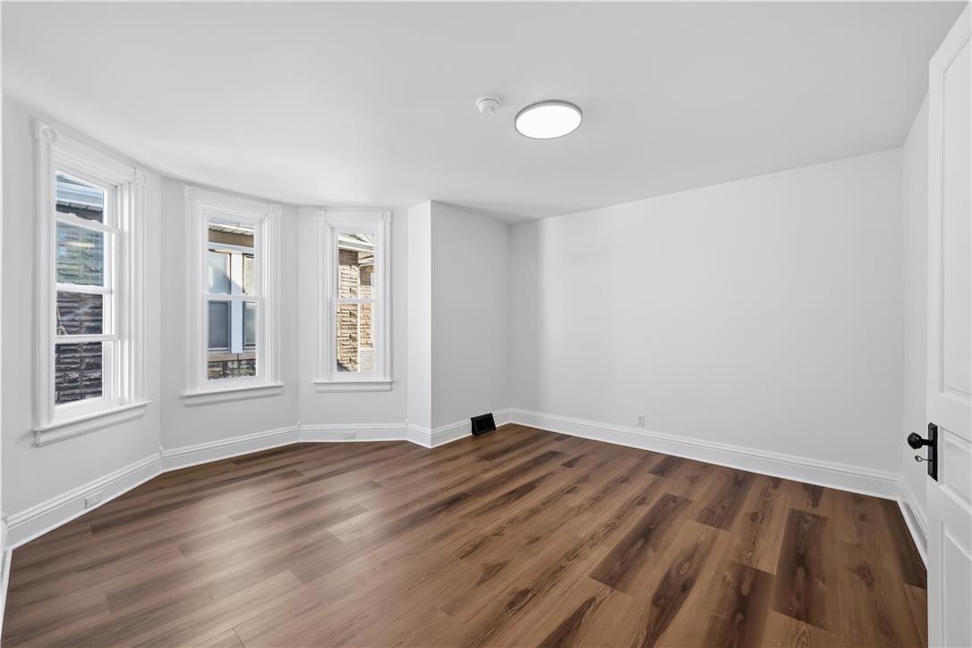1826 Washington Avenue Property Photo 21