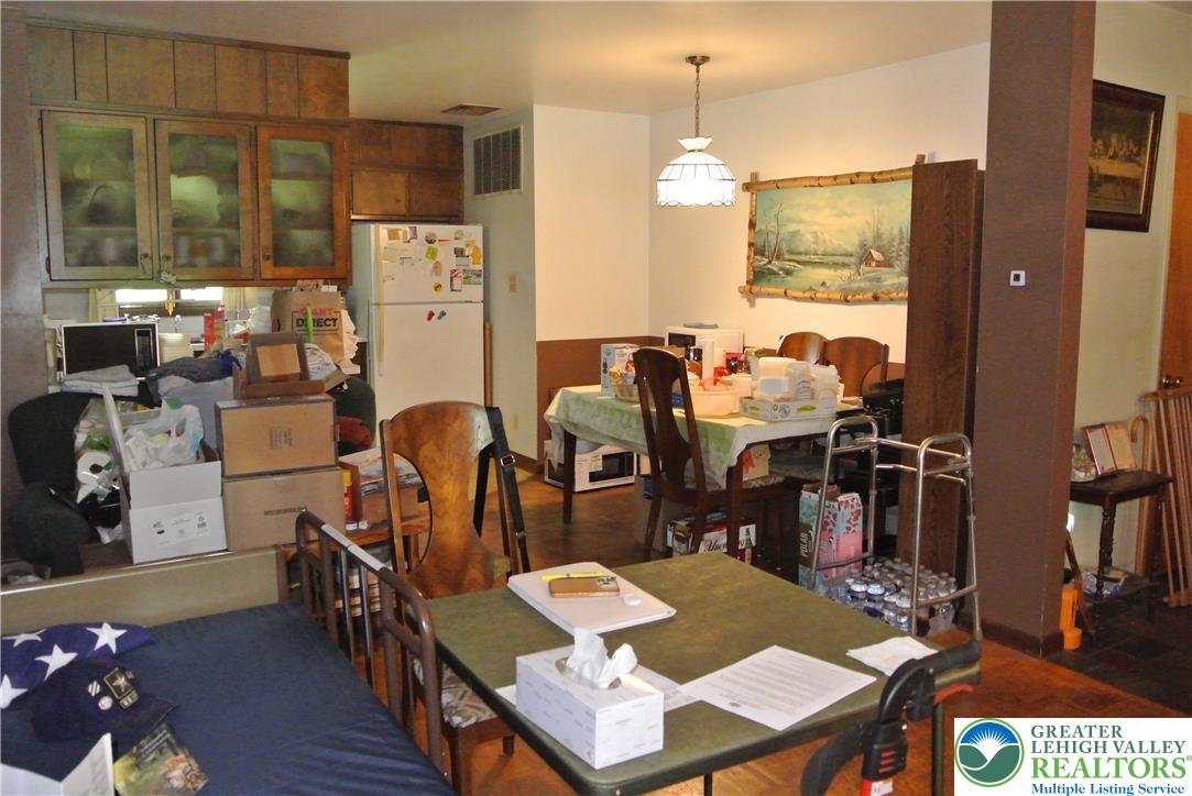 4515 East Texas Road Property Photo 8