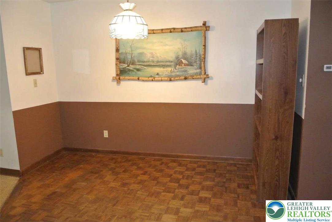 4515 East Texas Road Property Photo 11