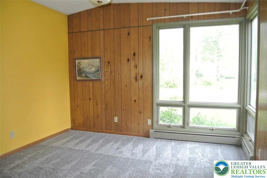4515 East Texas Road Property Photo 13
