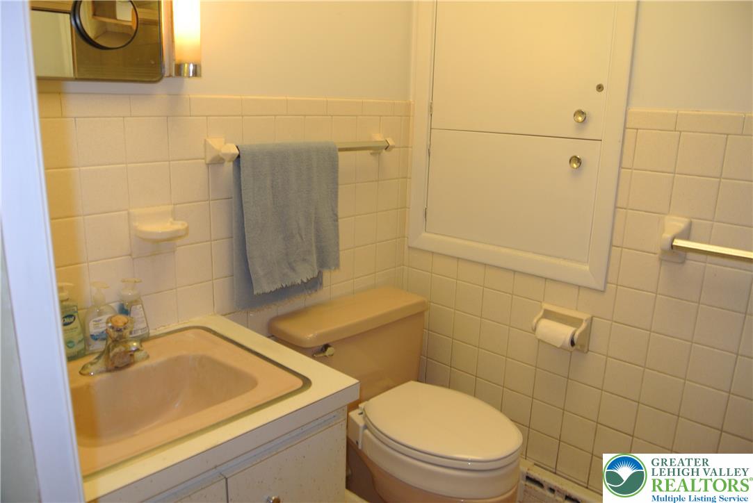 4515 East Texas Road Property Photo 18