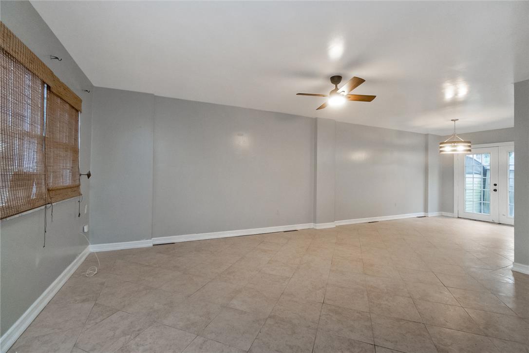 413 East Mosser Street Property Photo 5