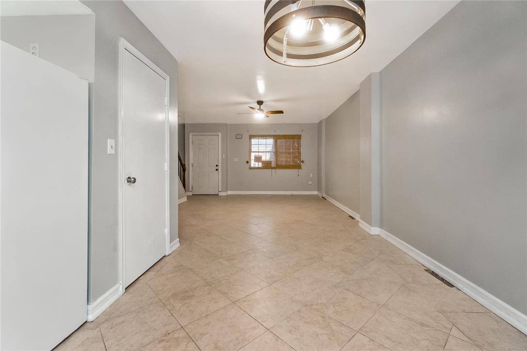 413 East Mosser Street Property Photo 13