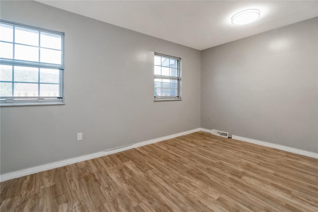 413 East Mosser Street Property Photo 20