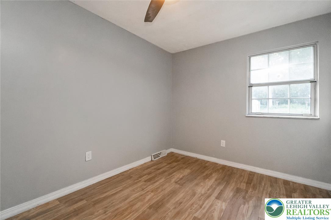 413 East Mosser Street Property Photo 26