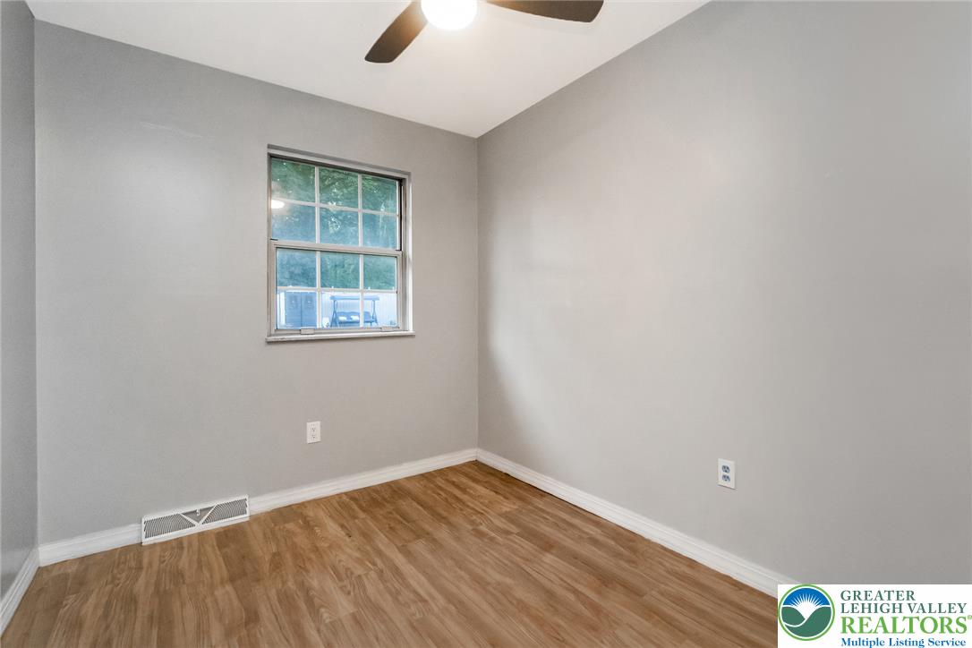 413 East Mosser Street Property Photo 28
