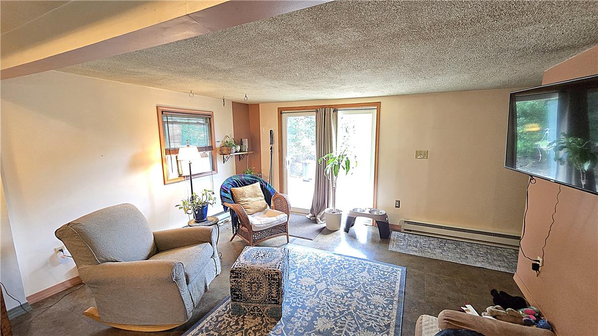 4116 3rd Street Property Photo 6