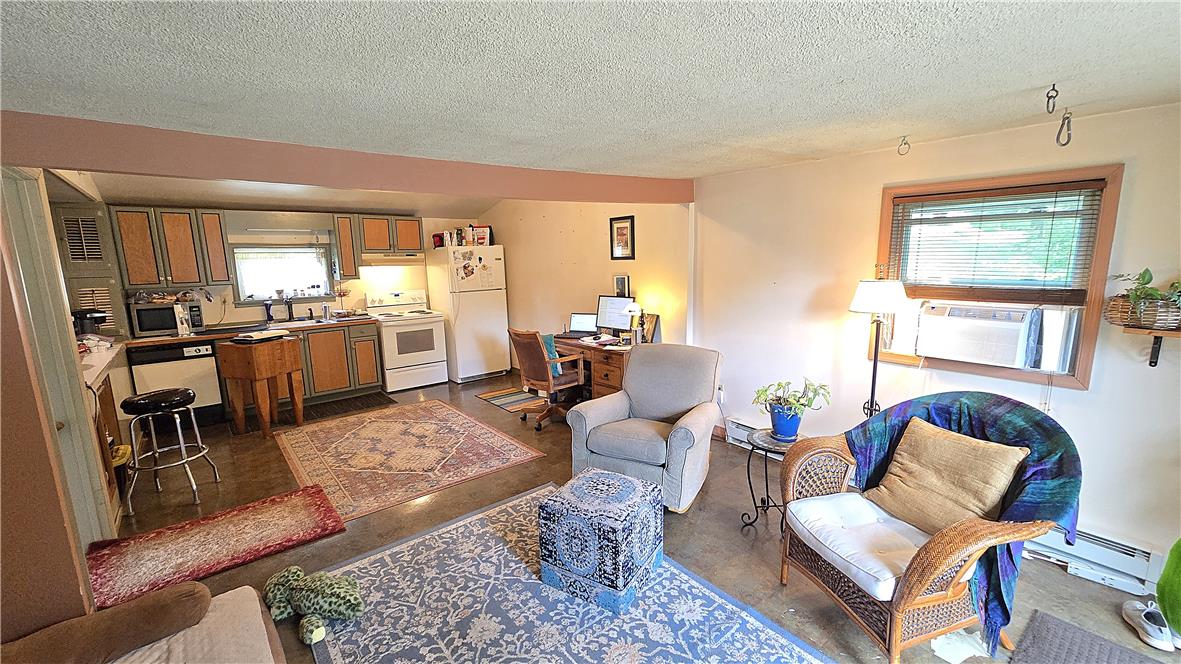 4116 3rd Street Property Photo 9