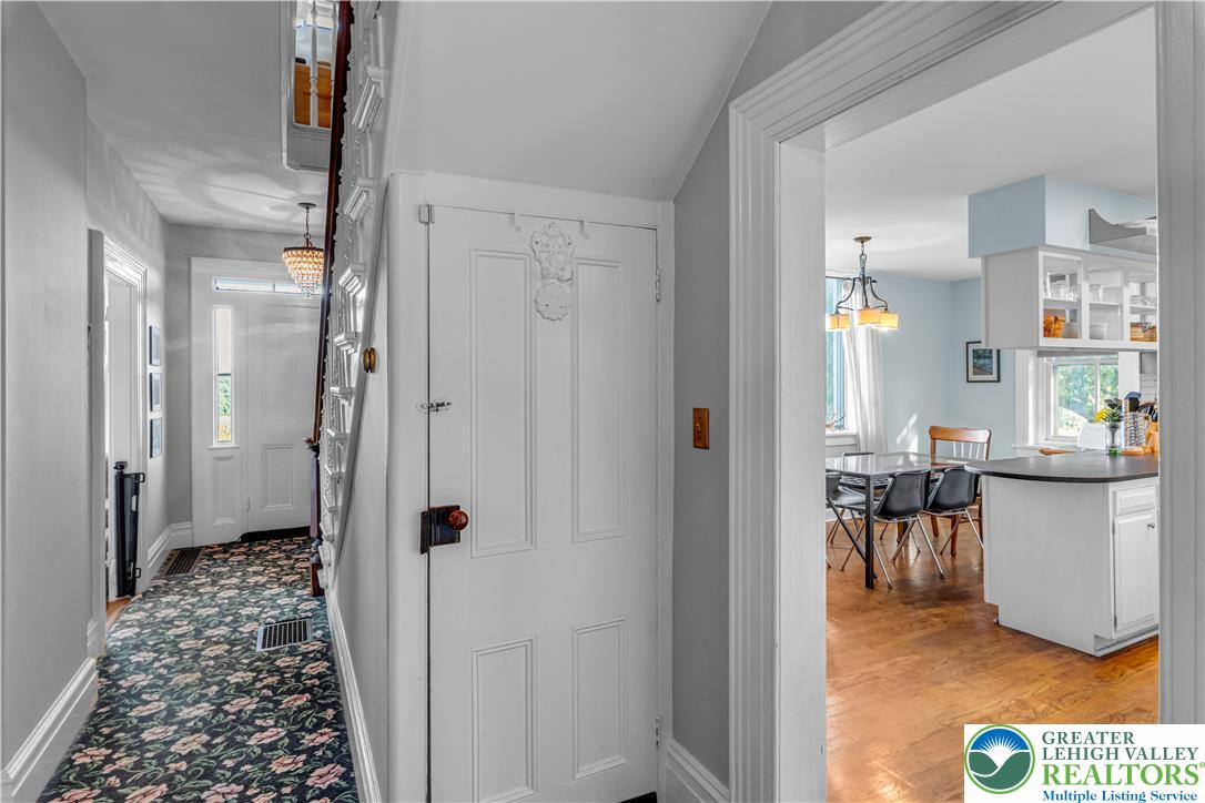 300 South Delaware Drive Property Photo 16