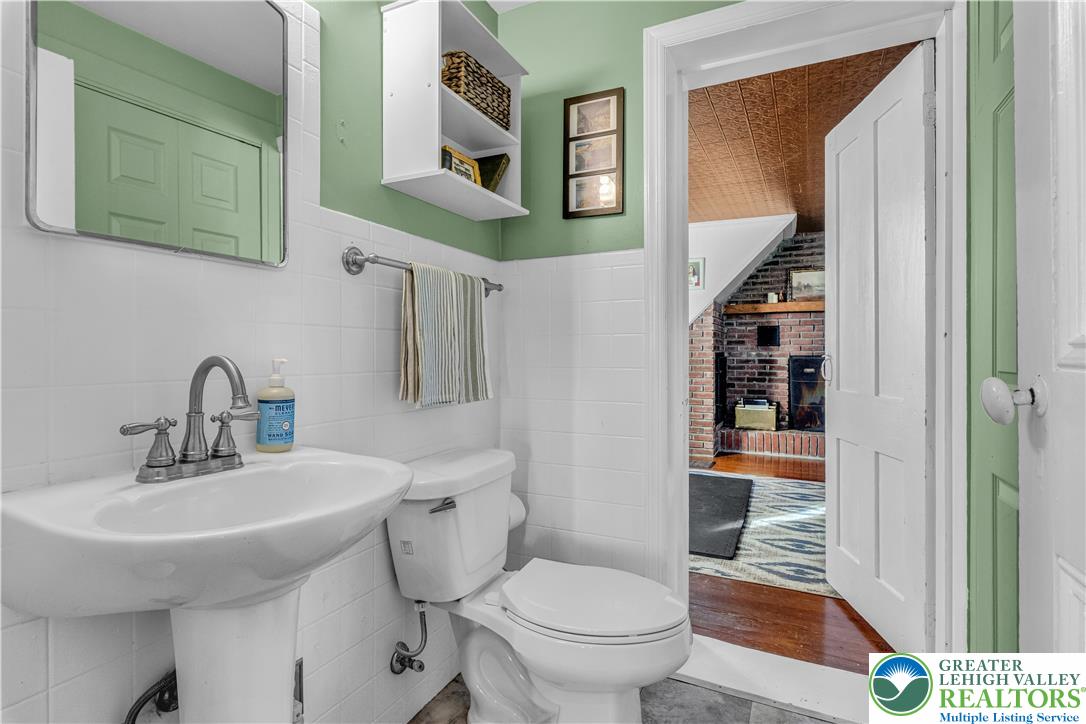 300 South Delaware Drive Property Photo 20