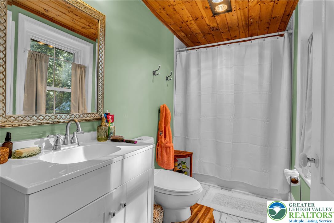 300 South Delaware Drive Property Photo 37