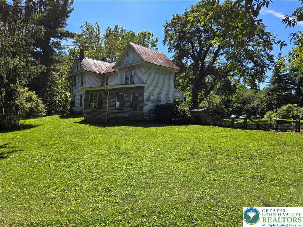 105 Browns Drive Property Photo 15