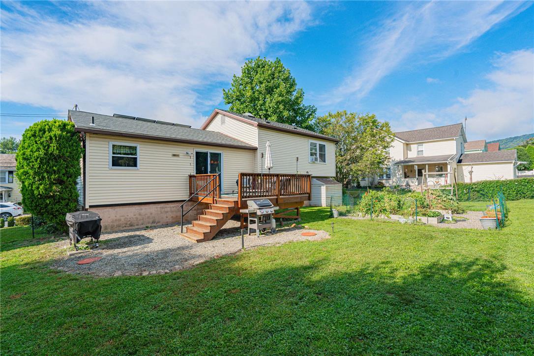 494 Broad Street Property Photo 31