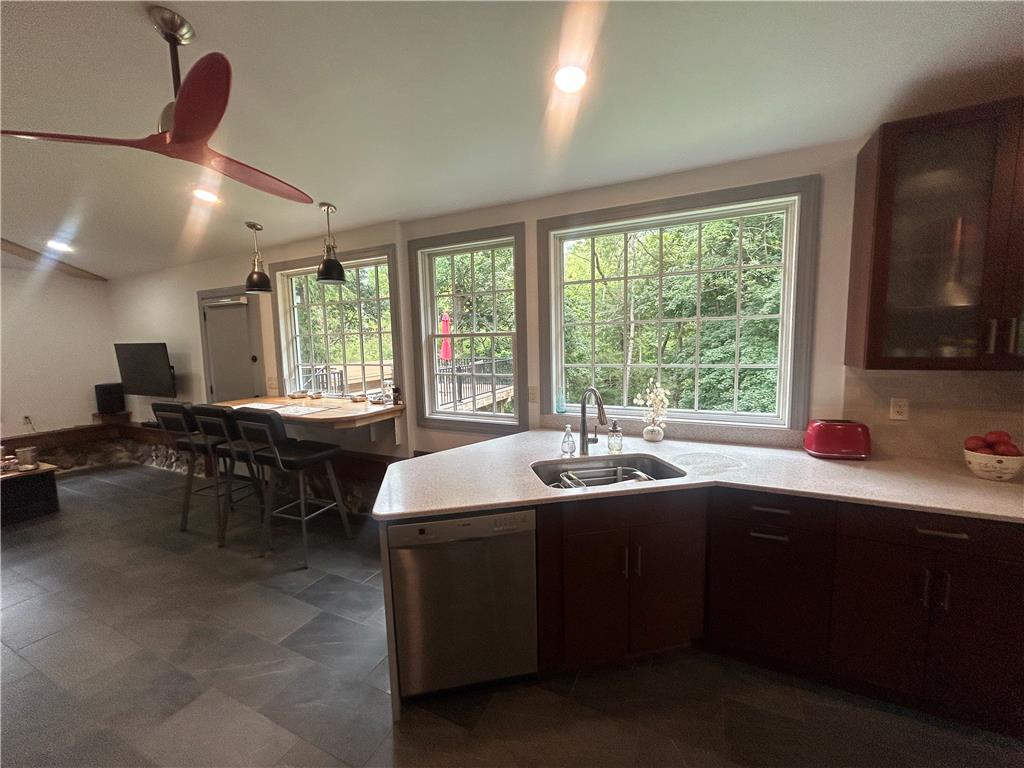 7 Allegheny Road Property Photo 43