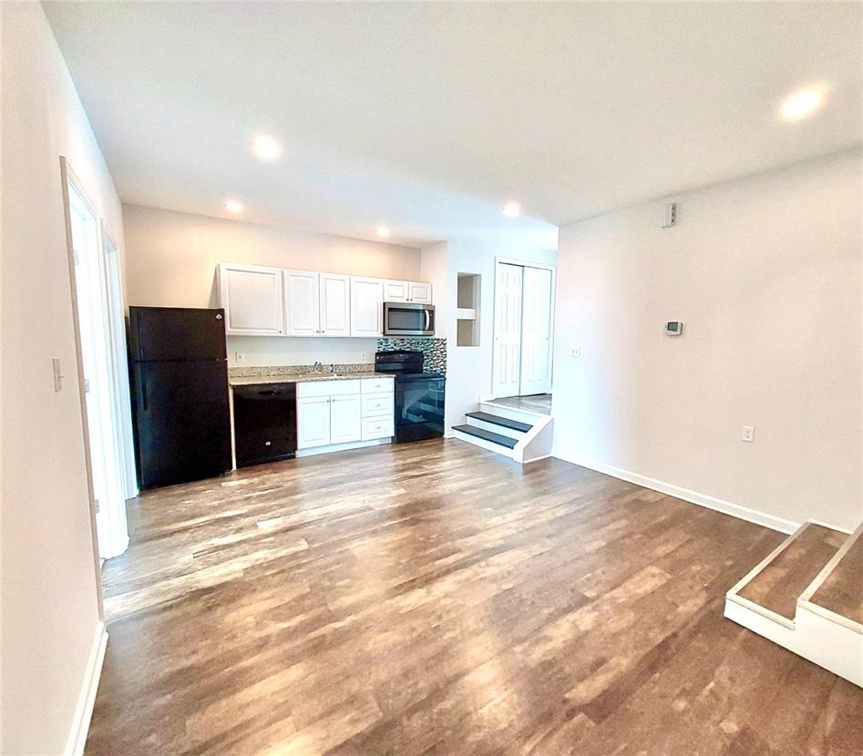 506 West Berwick Street Property Photo 3