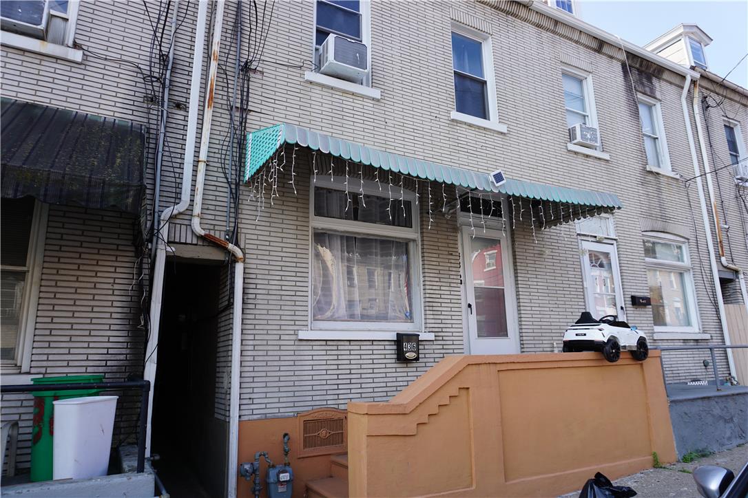 465 West Gordon Street 1 Property Photo 1