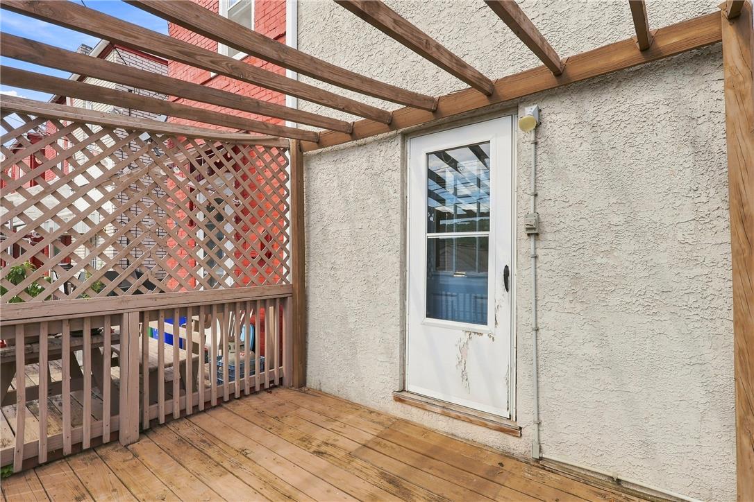 1021 Spring Property Photo 18