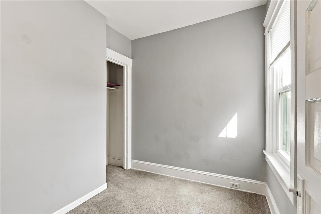 1021 Spring Property Photo 22