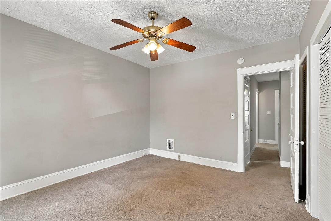 1021 Spring Property Photo 27