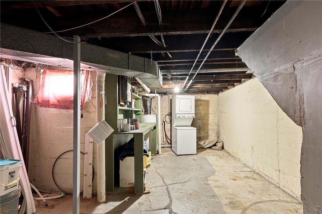 1021 Spring Property Photo 29