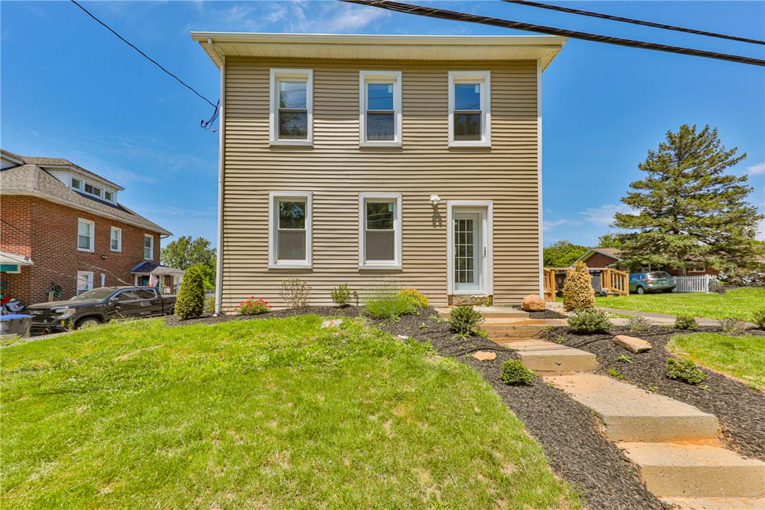 1113 East Emmaus Avenue Property Photo 1
