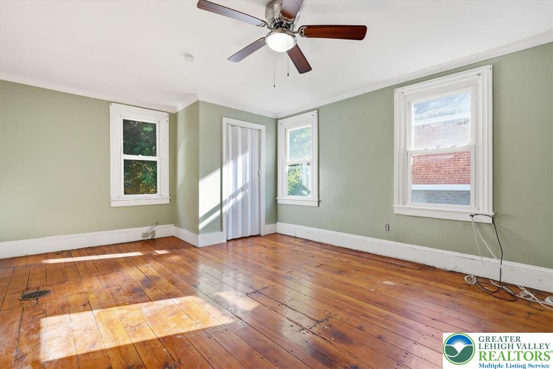 709 Ferry Street Property Photo 13