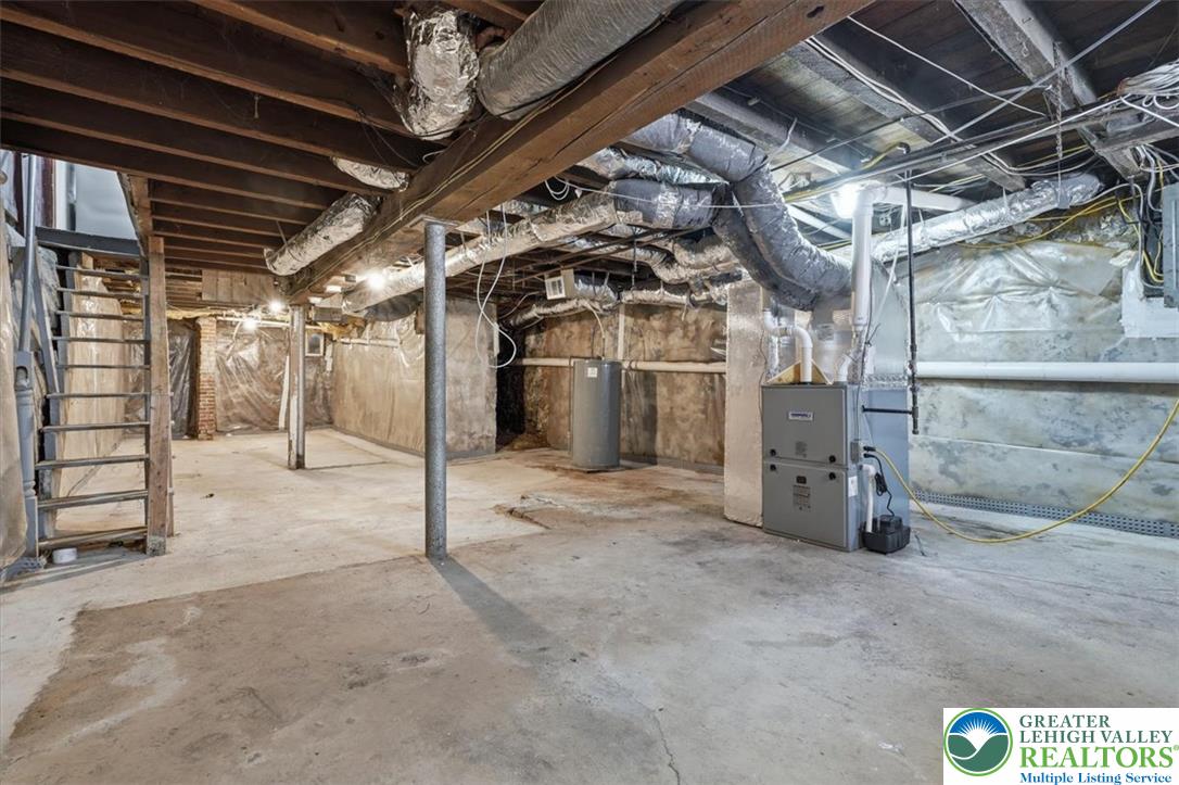 709 Ferry Street Property Photo 23