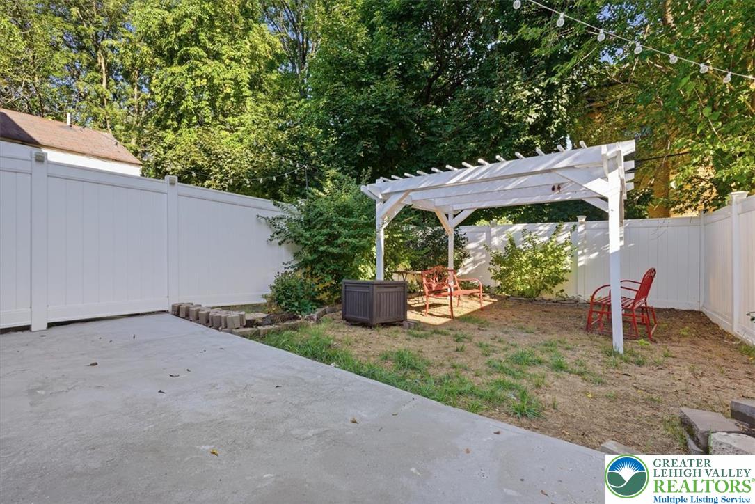709 Ferry Street Property Photo 25